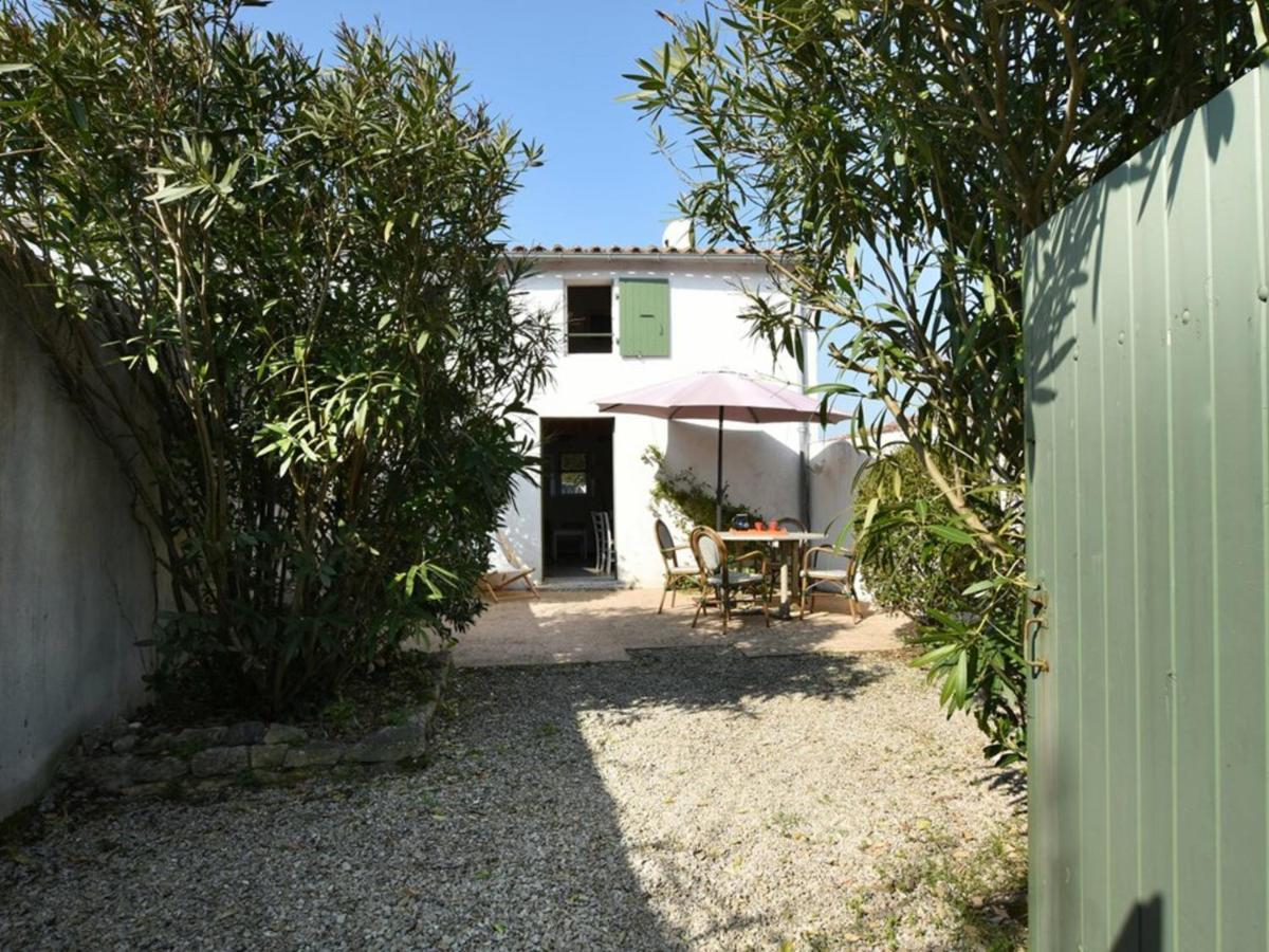 Maison De Charme Avec Cour, 2 Chambres, Cuisine Equipee, Proche Village St Clement Des Baleines - Fr-1-434-74 Saint-Clément-des-Baleines Buitenkant foto